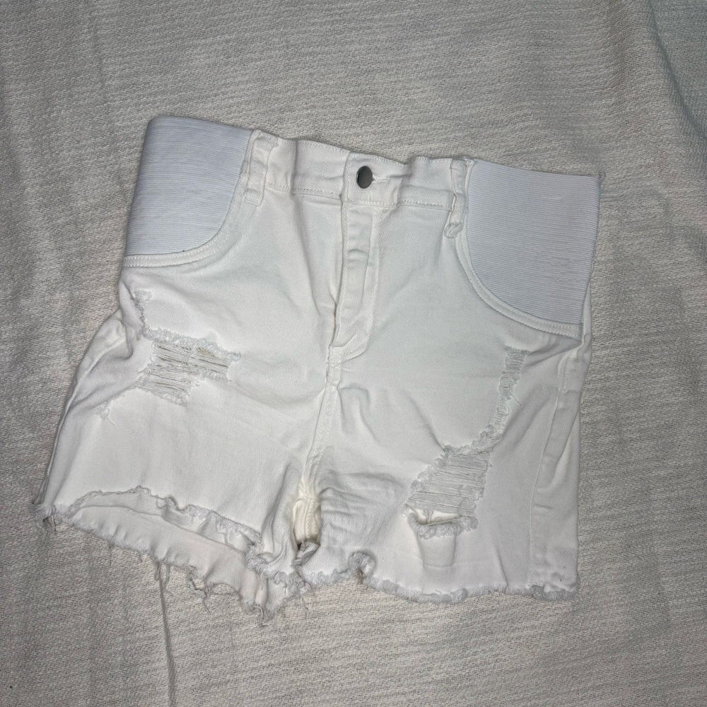Maternity shorts